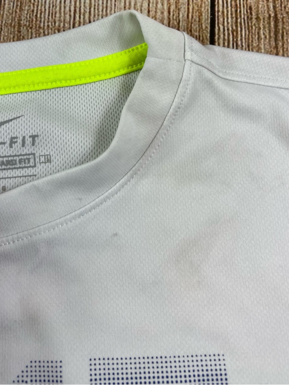 Nike Boys White Neon Shirt & Athletic Shorts Bundle Lot Of 2 Youth Large - Picture 13 of 13
